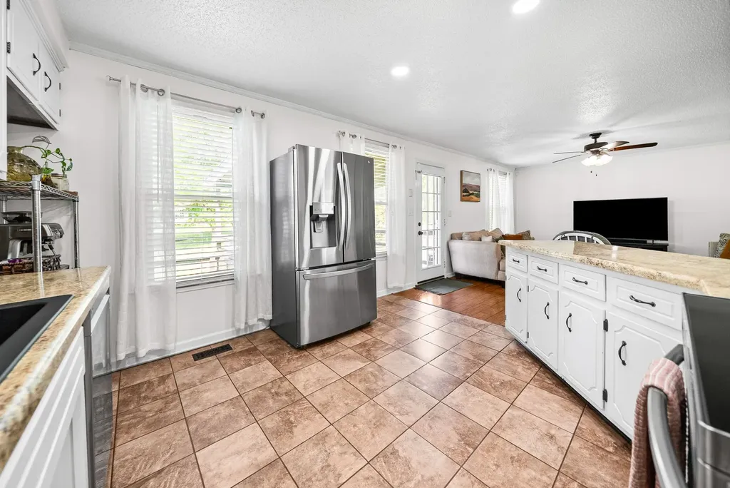 3324 Carrie Drive Clarksville TN 37042