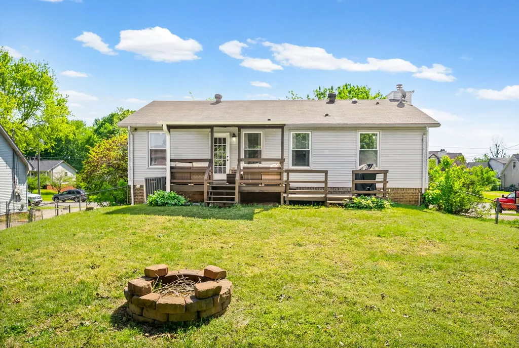 3324 Carrie Drive Clarksville TN 37042