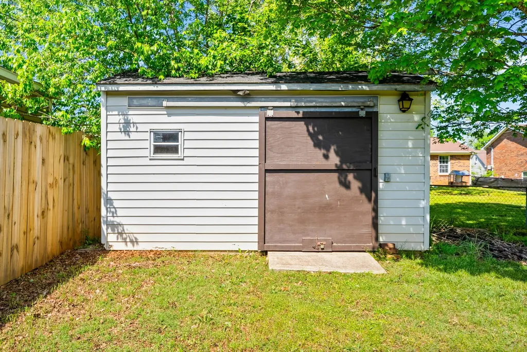 3324 Carrie Drive Clarksville TN 37042