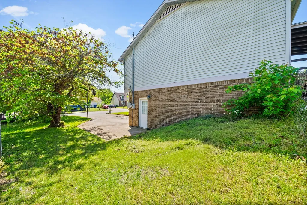 3324 Carrie Drive Clarksville TN 37042