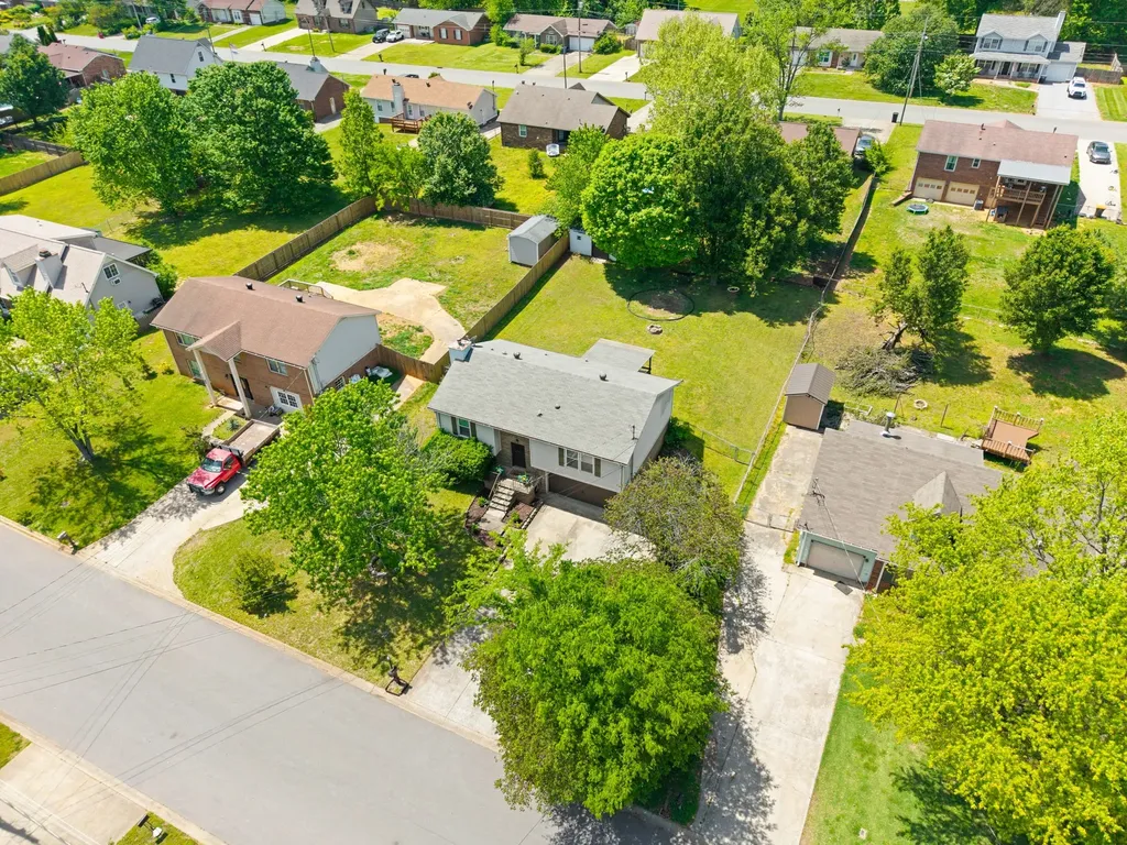 3324 Carrie Drive Clarksville TN 37042