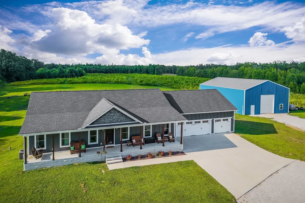 5931 Buffalo Valley Road Baxter TN 38544