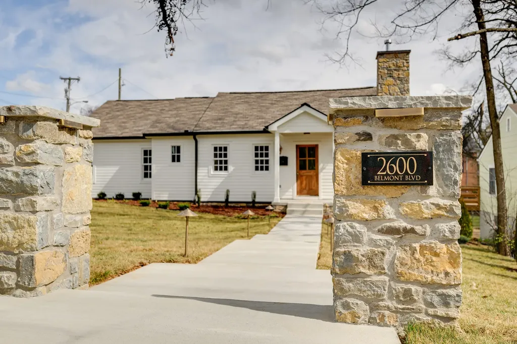 2600 Belmont Boulevard Nashville TN 37212