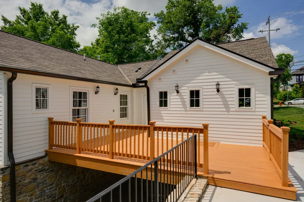 2600 Belmont Boulevard Nashville TN 37212