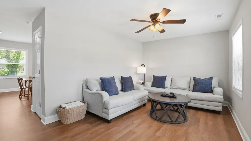 1302 E Grundy Street Tullahoma TN 37388
