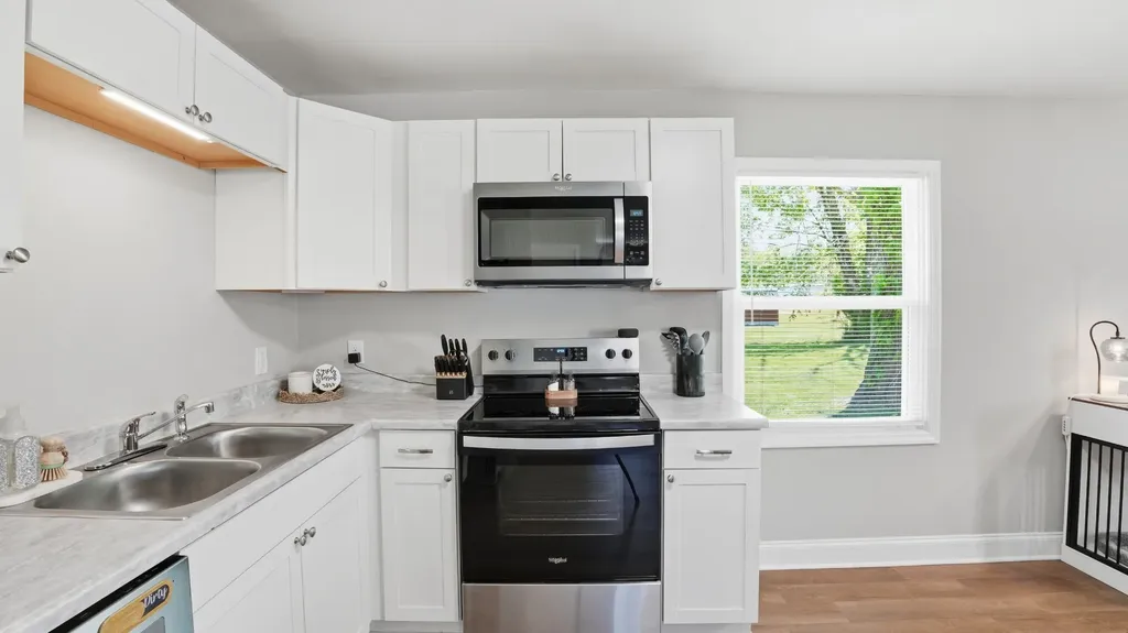 1302 E Grundy Street Tullahoma TN 37388