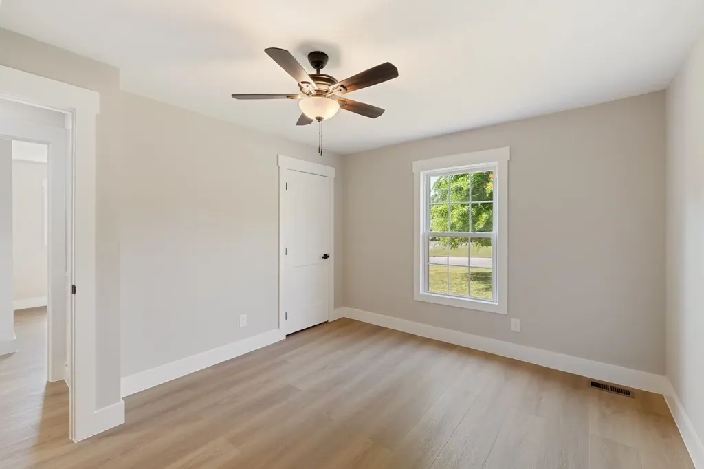 1606 Whippoorwill Drive Lawrenceburg TN 38464