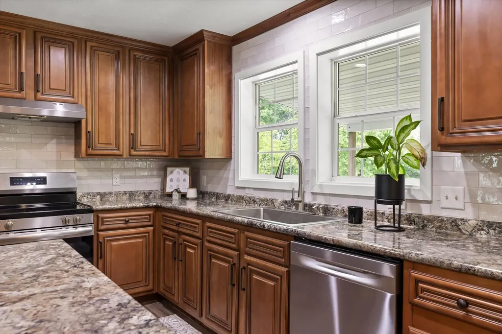 96 Morrison Road Gruetli Laager TN 37339
