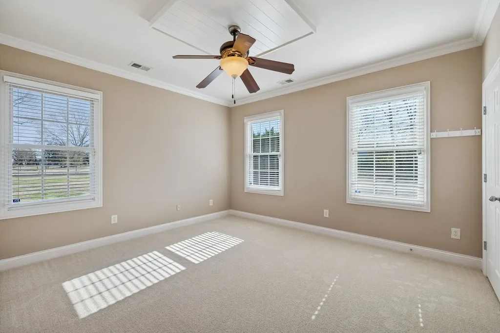 517 Nichols Lane Gallatin TN 37066