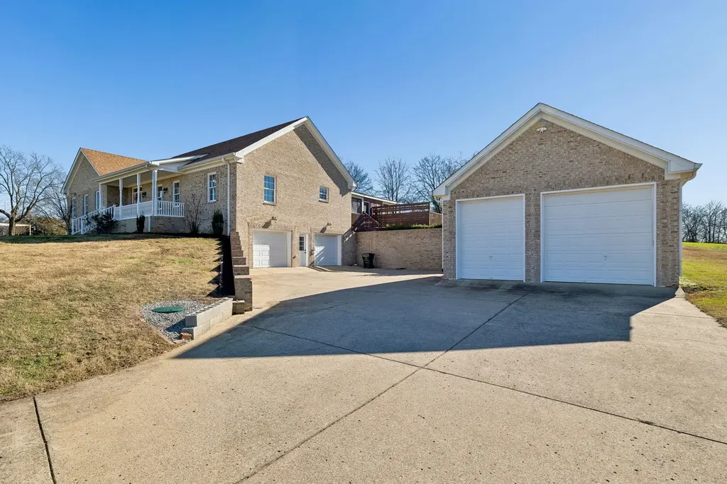 517 Nichols Lane Gallatin TN 37066