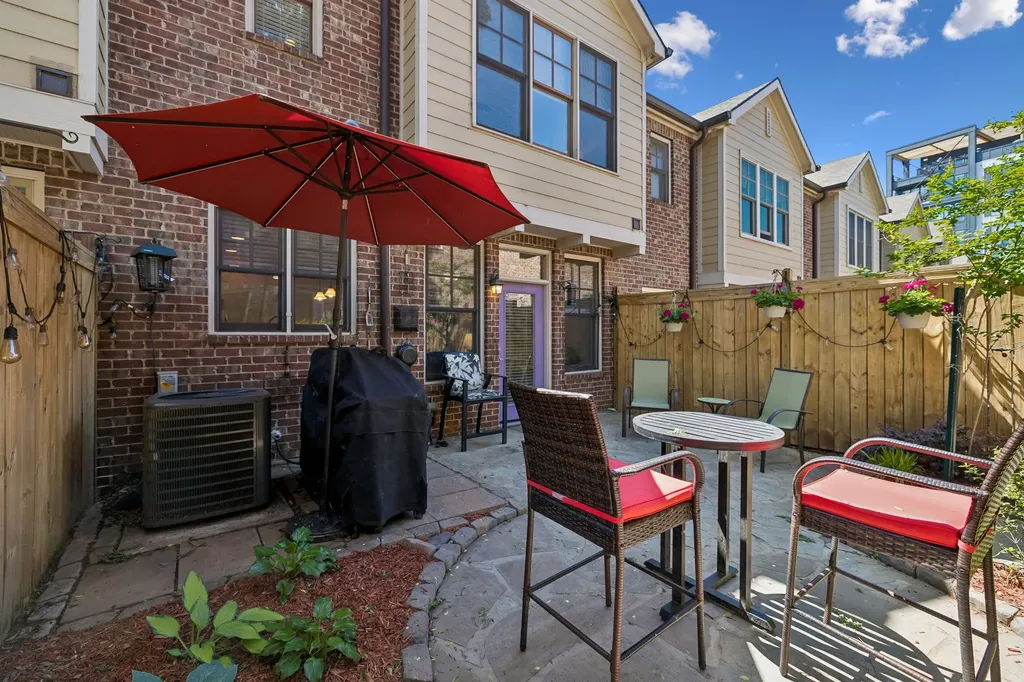 718 4th Ave, N Nashville TN 37219