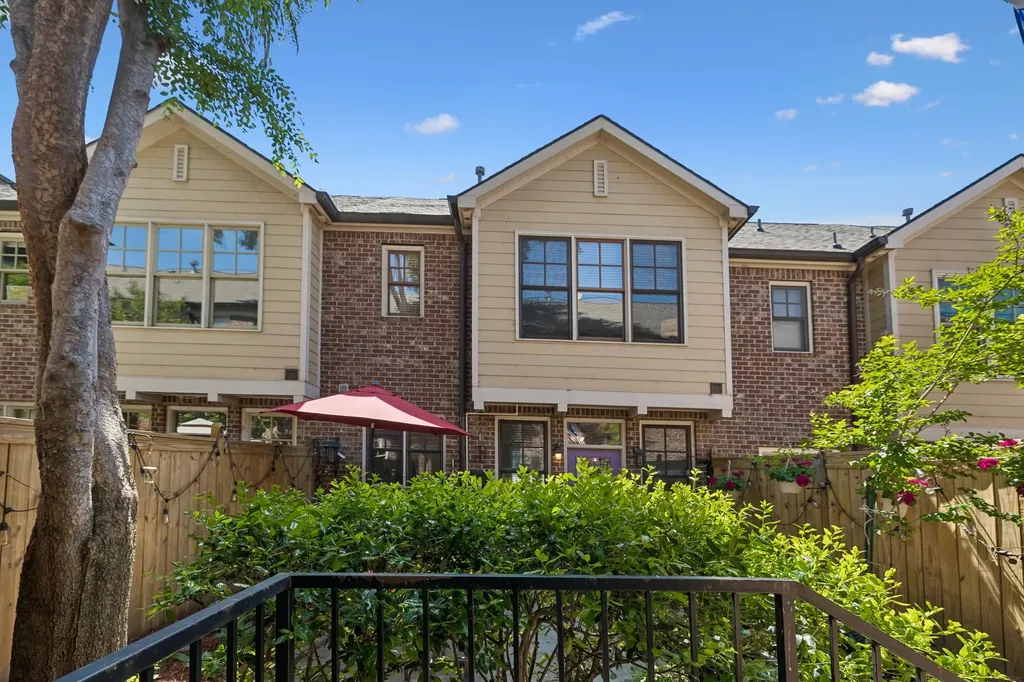 718 4th Ave, N Nashville TN 37219