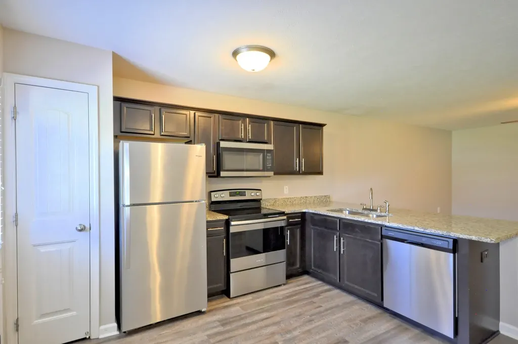 121 Melbourne Drive Clarksville TN 37043