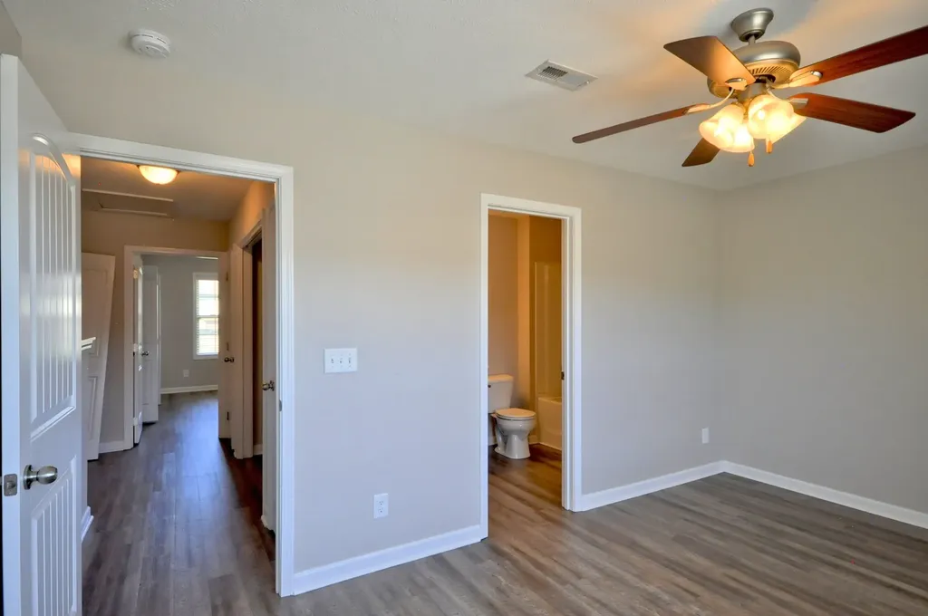 121 Melbourne Drive Clarksville TN 37043
