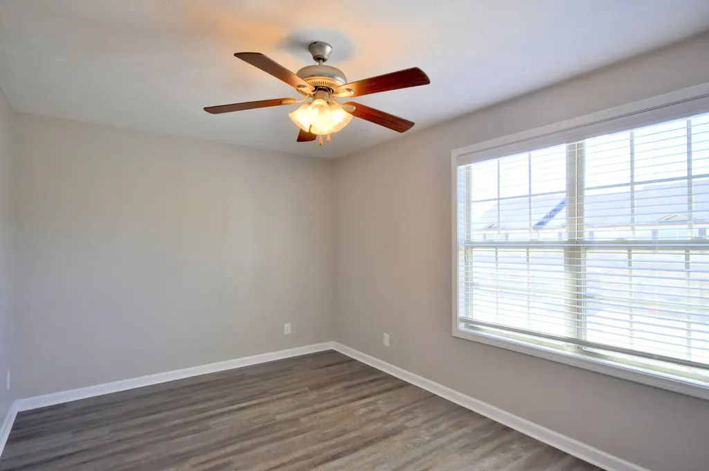 121 Melbourne Drive Clarksville TN 37043