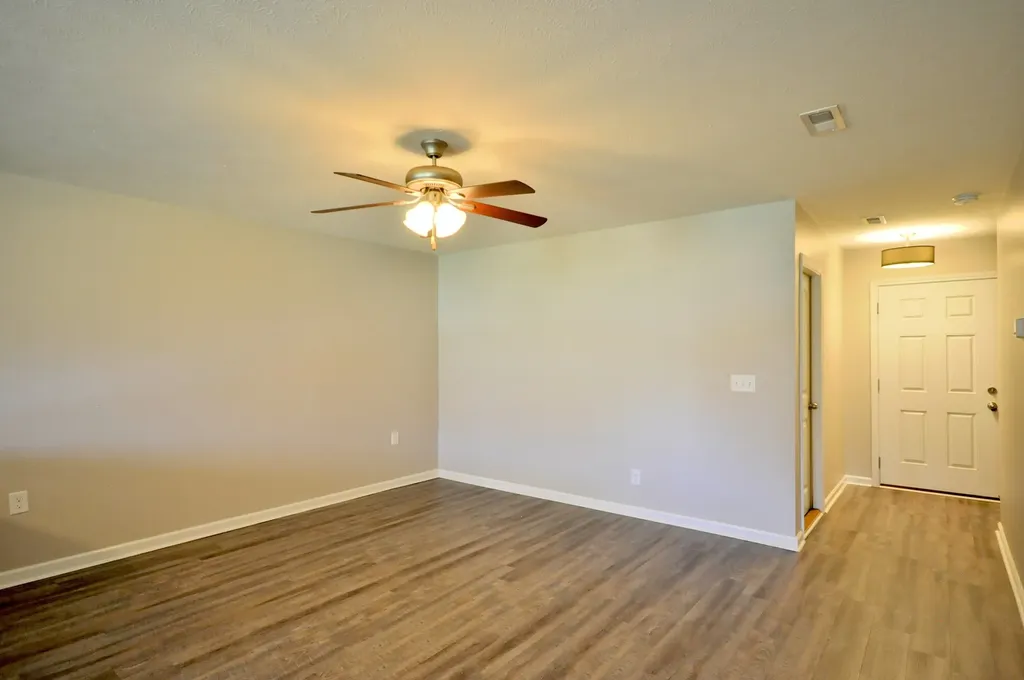 121 Melbourne Drive Clarksville TN 37043