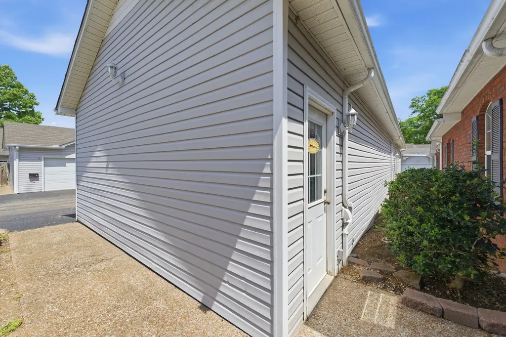 3911 Dodson Chapel Road Hermitage TN 37076