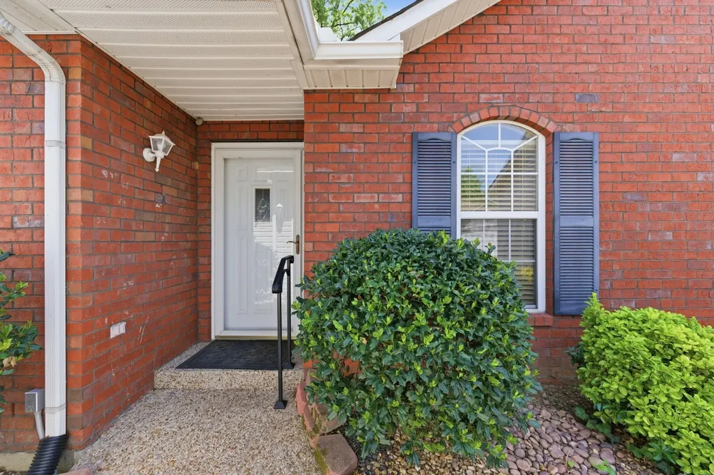 3911 Dodson Chapel Road Hermitage TN 37076