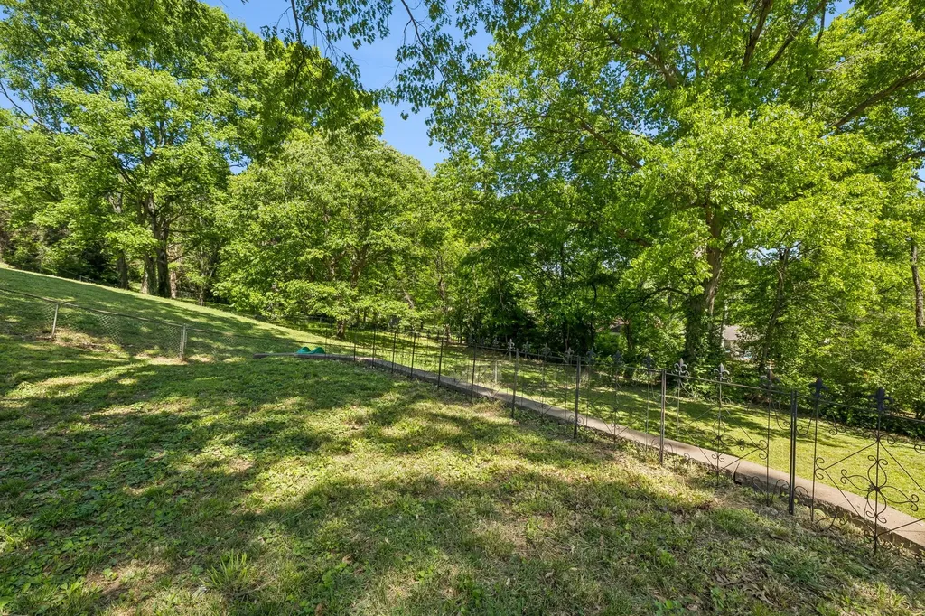 4808 Overcrest Drive Nashville TN 37211