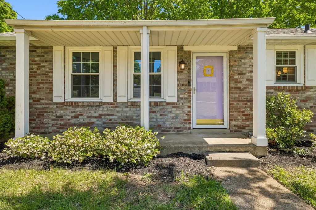 4808 Overcrest Drive Nashville TN 37211