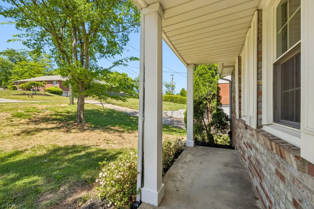 4808 Overcrest Drive Nashville TN 37211