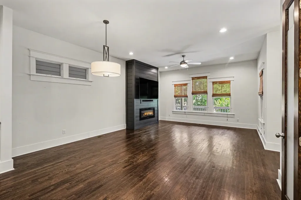 1819 Mcewen Avenue Nashville TN 37206