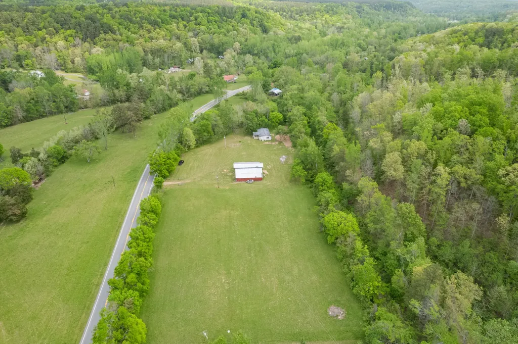 1895 Highway 48 S Centerville TN 37033