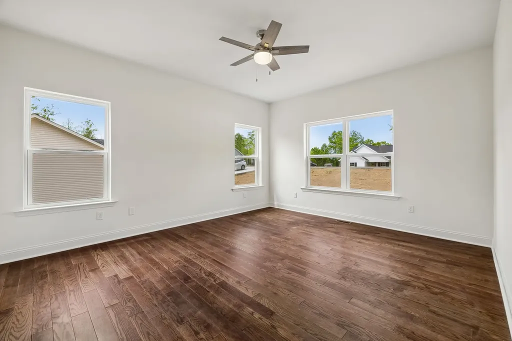 553 Skyview Drive Ashland City TN 37015