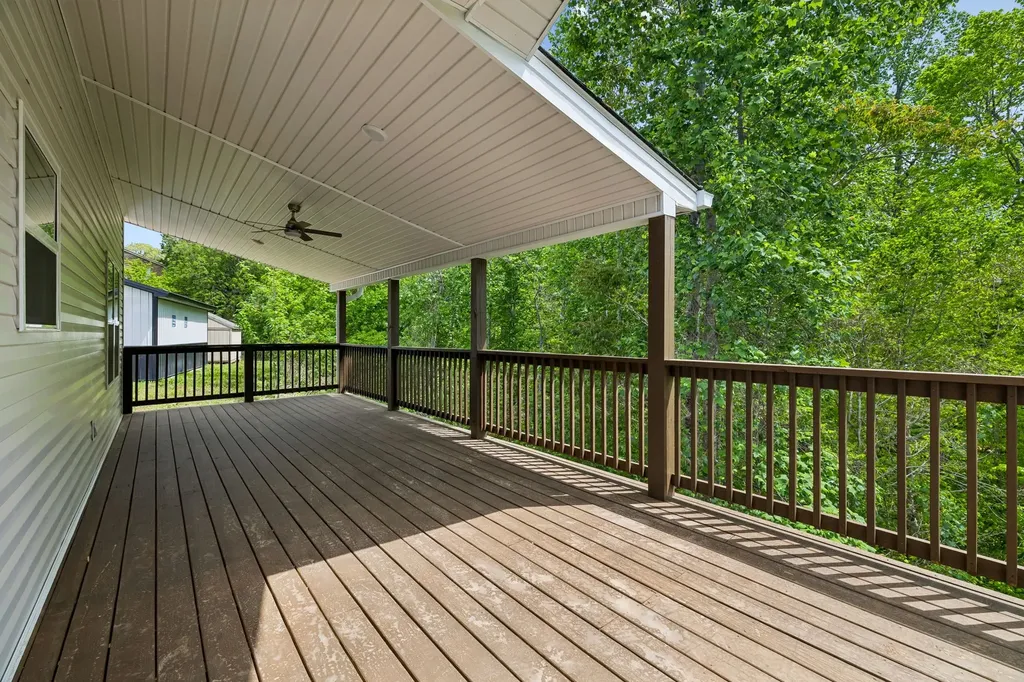 553 Skyview Drive Ashland City TN 37015