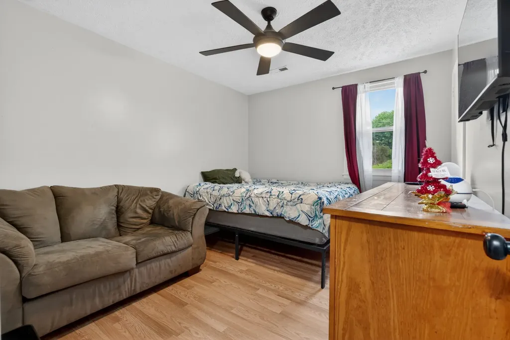 1593 Boxcroft Court Clarksville TN 37042