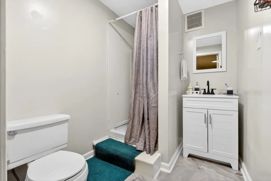 1593 Boxcroft Court Clarksville TN 37042