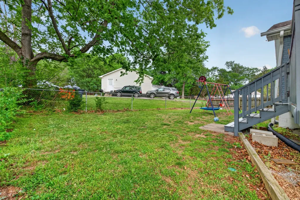 1593 Boxcroft Court Clarksville TN 37042