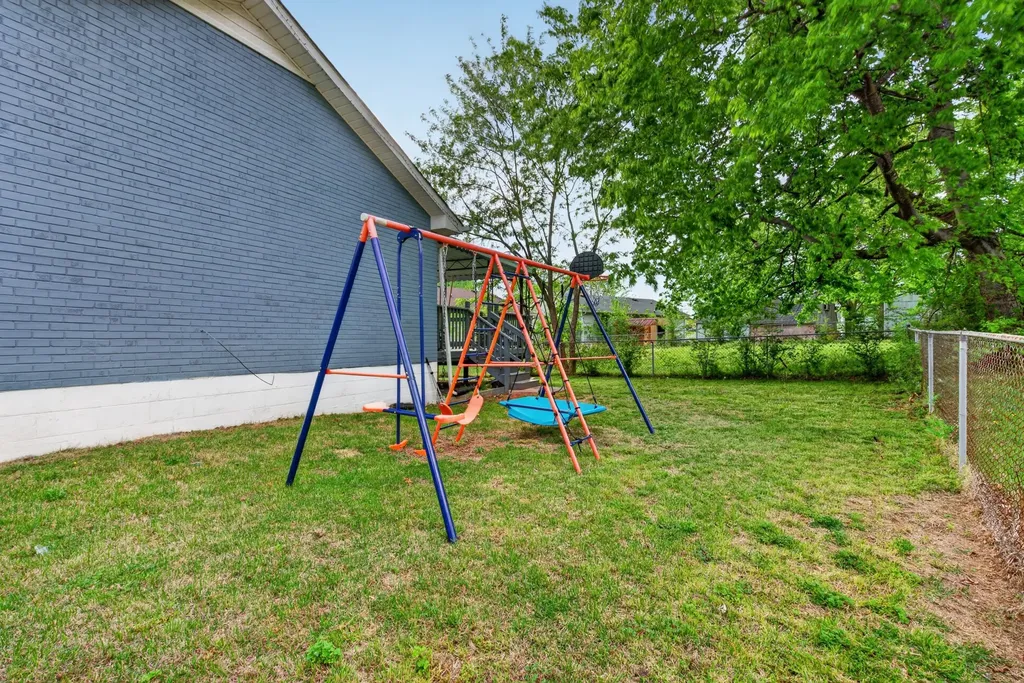 1593 Boxcroft Court Clarksville TN 37042