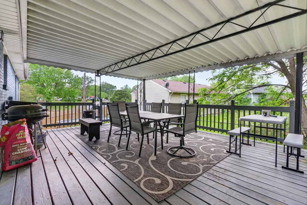 1593 Boxcroft Court Clarksville TN 37042