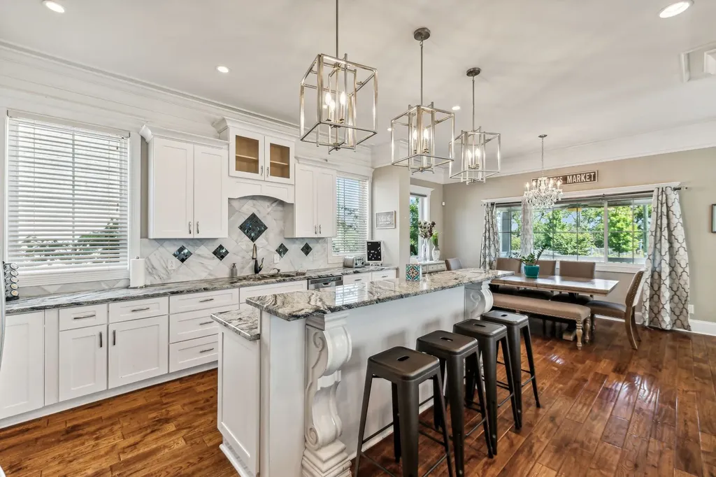 1823 3rd Ave, N Nashville TN 37208