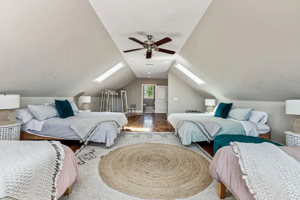 1823 3rd Ave, N Nashville TN 37208