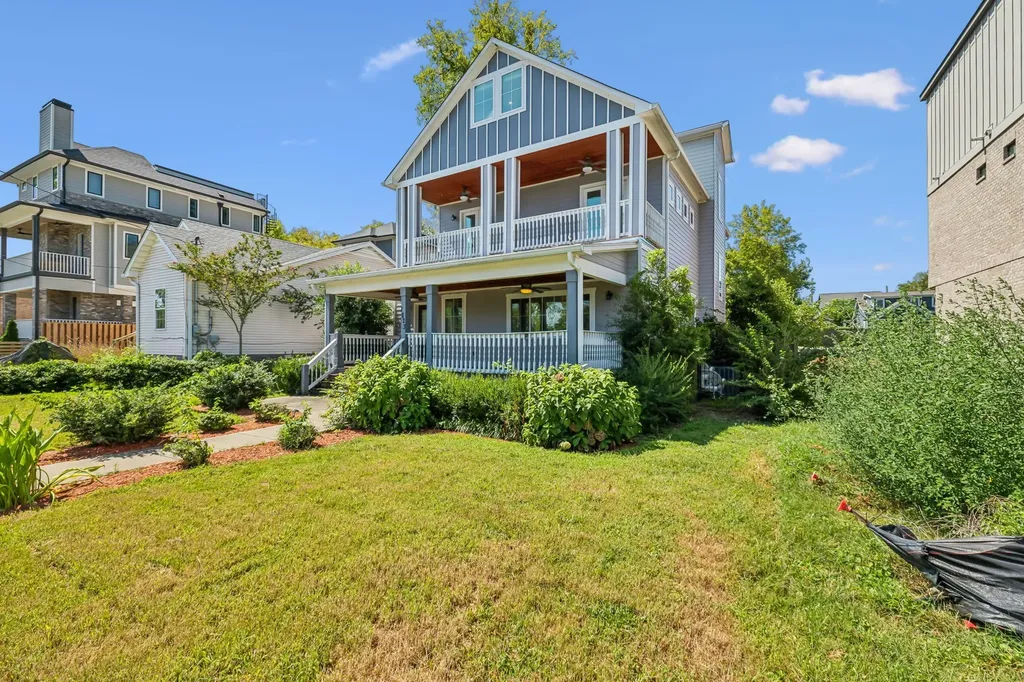 1823 3rd Ave, N Nashville TN 37208