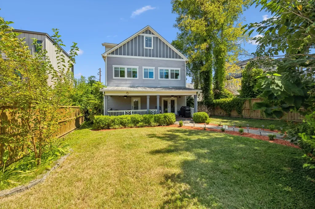 1823 3rd Ave, N Nashville TN 37208
