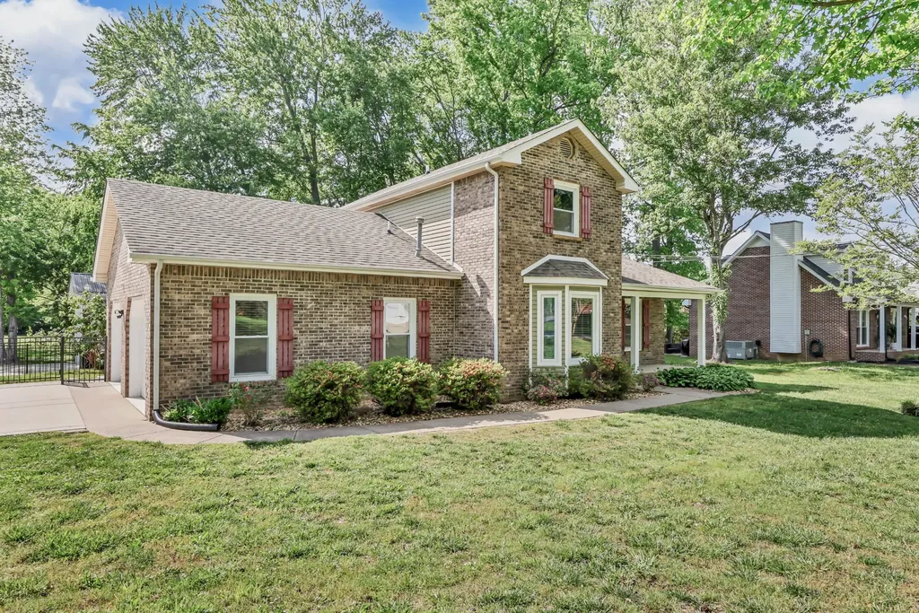2803 Prince Drive Clarksville TN 37043