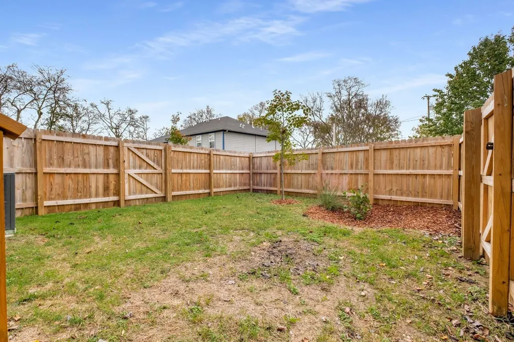 606A 41st Ave, N Nashville TN 37209