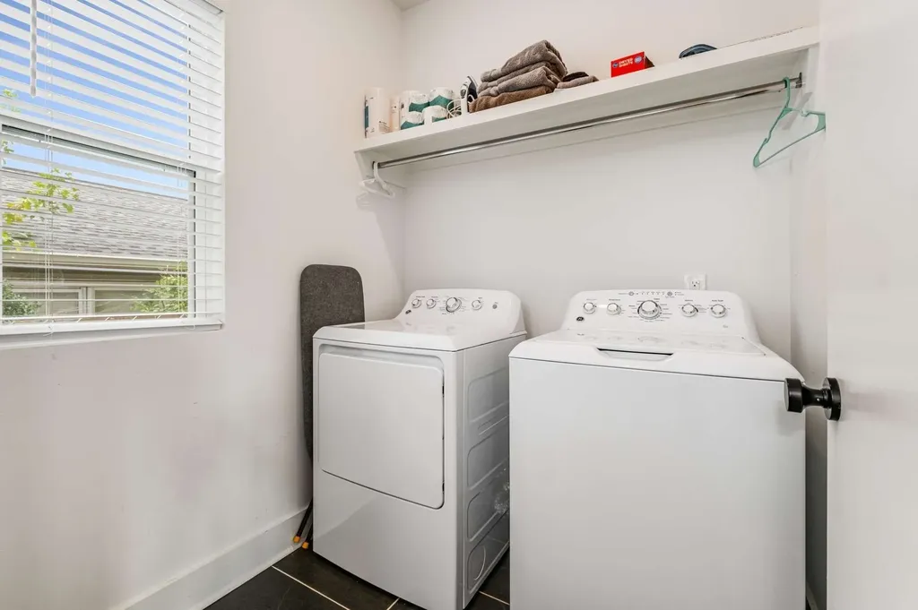 600B 41st Ave, N Nashville TN 37209