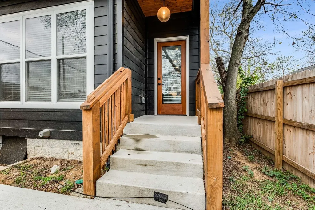 600B 41st Ave, N Nashville TN 37209
