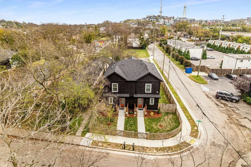 600B 41st Ave, N Nashville TN 37209