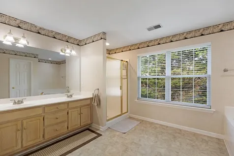 2427 Queens Lace Trail Chattanooga TN 37421