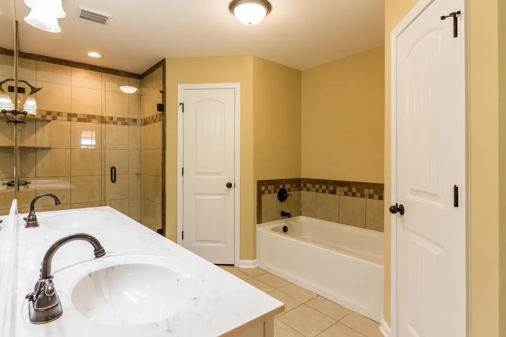 1592 Gilliam Hollow Road Dickson TN 37055