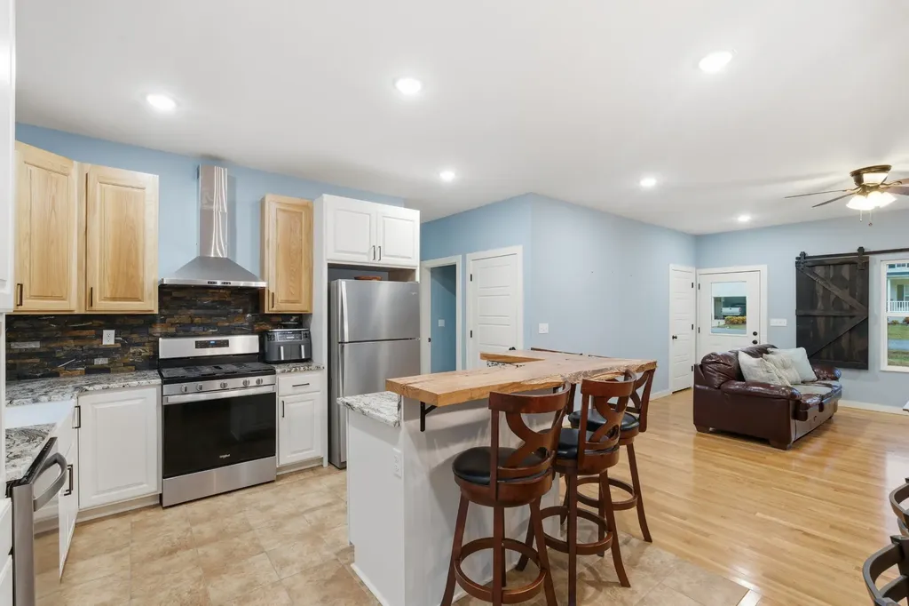 4310 Surji Circle Centerville TN 37033