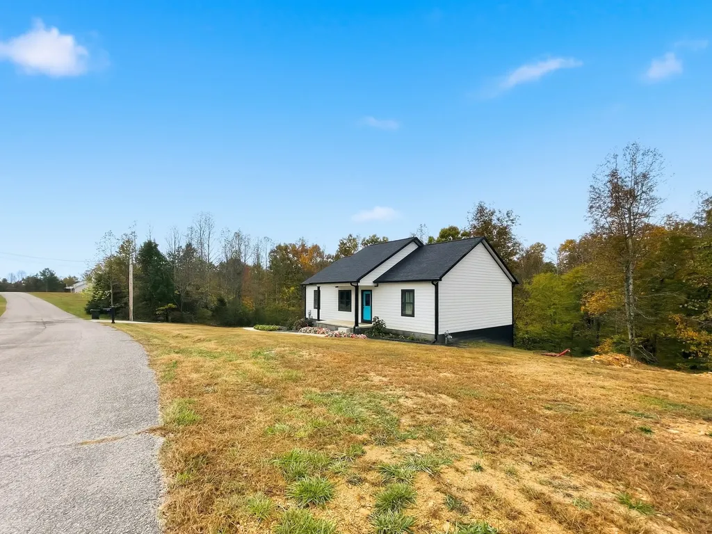 4310 Surji Circle Centerville TN 37033
