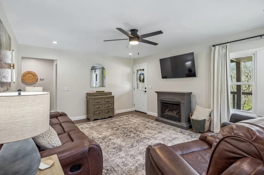 126 Rogers Road Gordonsville TN 38563