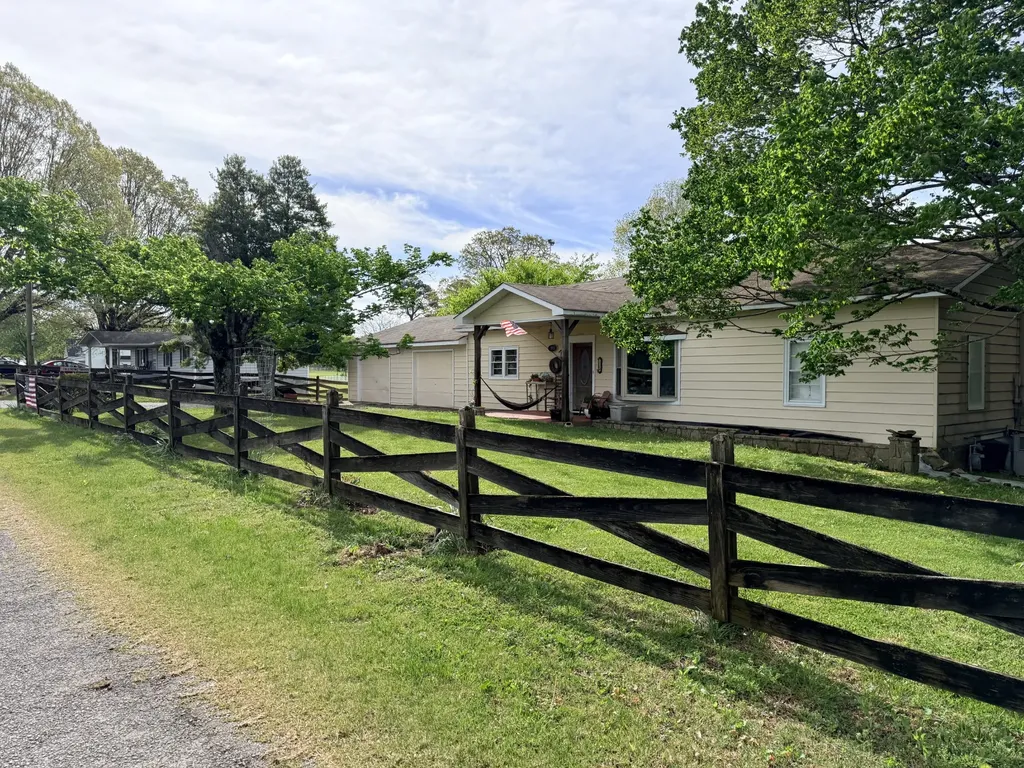 392 Hardbarger Road Monteagle TN 37356