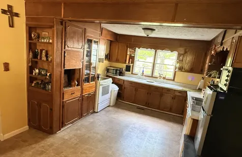 392 Hardbarger Road Monteagle TN 37356